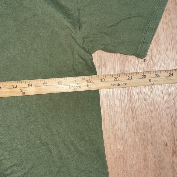 Champion Shirt Men’s Medium Green Spell Out Short‎ Sleeve Tee - Picture 5 of 5